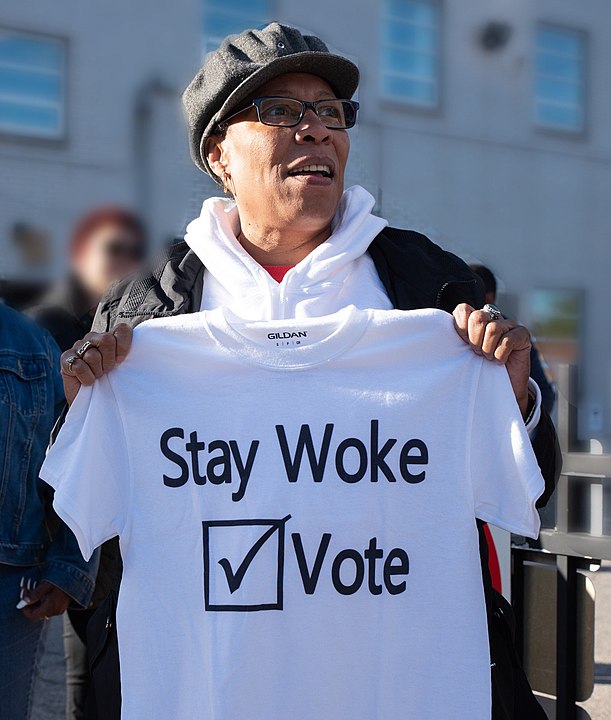 Congresswoman Marcia Fudge with a "Stay Woke: Vote" tee shirt in 2018